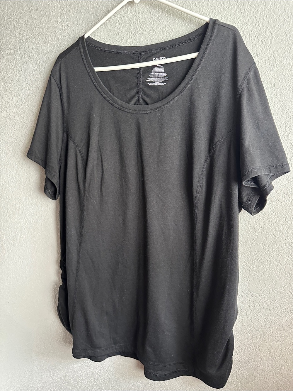 Danskin Black Short Sleeve Scoop Neck Tee